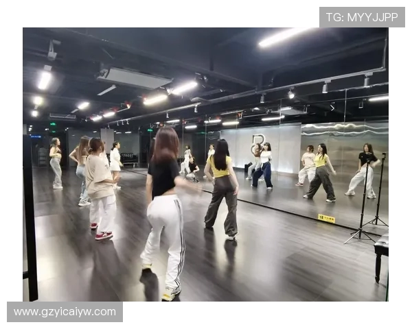 广州街舞队与北京街舞队技术对决赛后分析与精彩回顾 广州街舞队与北京街舞队技术对决赛后分析与精彩回顾