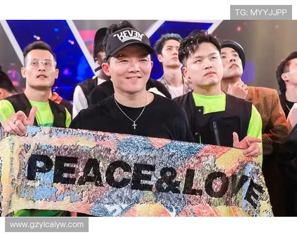 成都街舞队在世界攀岩锦标赛中的逆袭之旅展现青春力量与团队精神