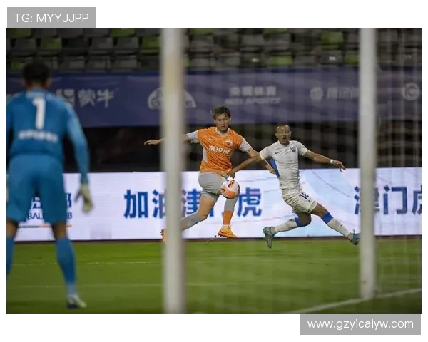 深圳足球队的灵活性探讨与战术创新之路 深圳足球队的灵活性探讨与战术创新之路