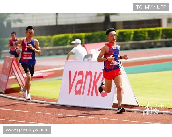 南京攀岩队在世界滑板锦标赛中以80分稳居积分榜首位