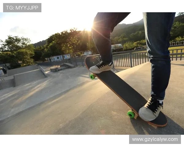 南京极限运动队在滑板精英赛中的拼搏历程与荣耀时刻分享